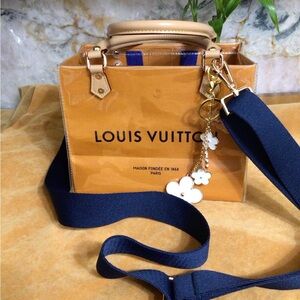 Shopping bag recycled